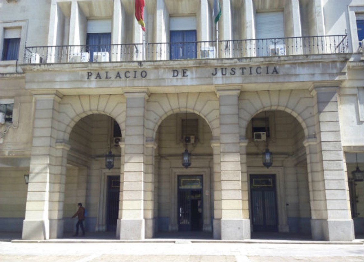 Tribunales